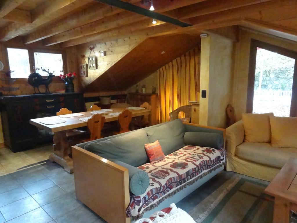 Les Néreïdes Studios et Appartements Brides Les Bains Esterno foto