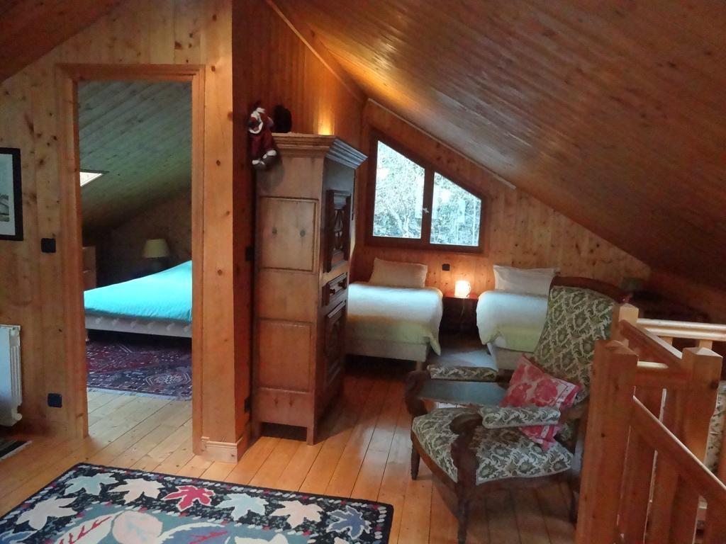 Les Néreïdes Studios et Appartements Brides Les Bains Esterno foto