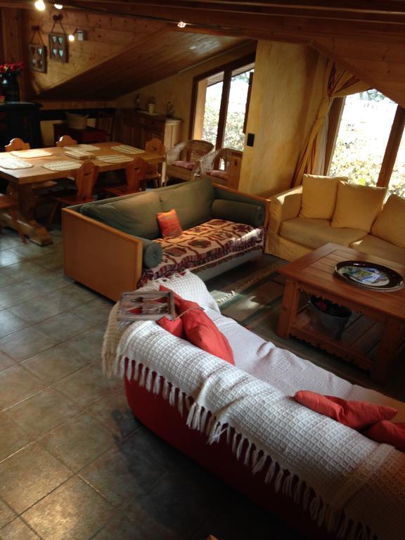 Les Néreïdes Studios et Appartements Brides Les Bains Esterno foto